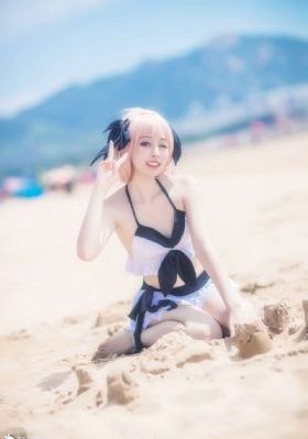 亚洲第一成人冈一区二区_免费观看字幕