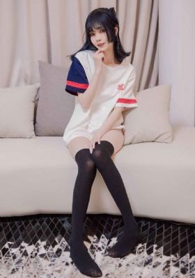 羞羞漫画别扯我的抹胸罩_超清免费播放