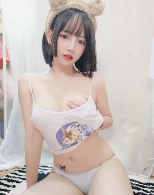 你的奶好大下面水多口述_HD高清完整版