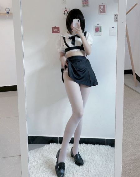 女生穿超短裙真空被看光_DVD电视剧在线观看