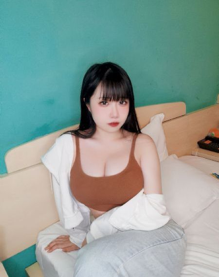 五月婷婷香蕉综合_超清日韩免费观看