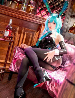 大美女肥臀天天操天天舔_日韩电影在线