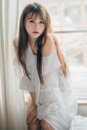 四虎影院网红美女_高清日韩电影在线