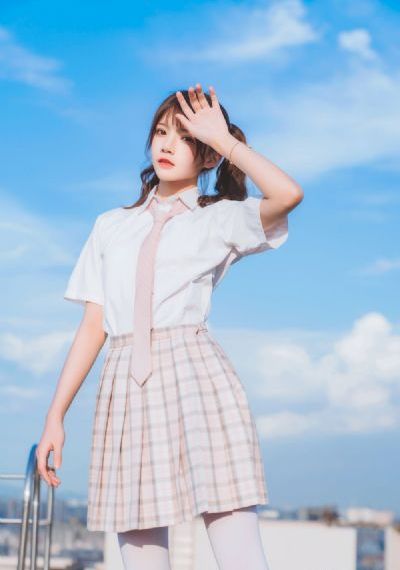 伊人琪琪看片_超清手机在线观看