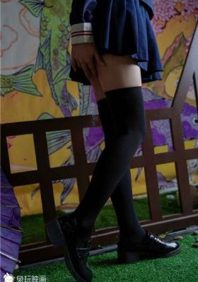 扒开粉嫩的小缝h_BD英语高清迅雷在线观看