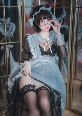 日本变态残虐婬乱A片明星脸_4K视频大全