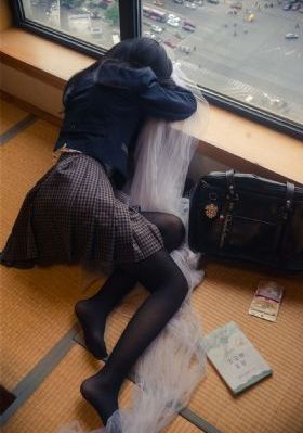 美女av毛片_HD电影完整版在线观看