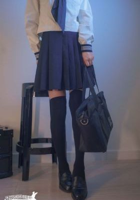 青青草无码国产成人精品_1080P高清完整版播放