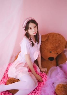 国产精品美女久久久另类人妖_超清高清免费观看