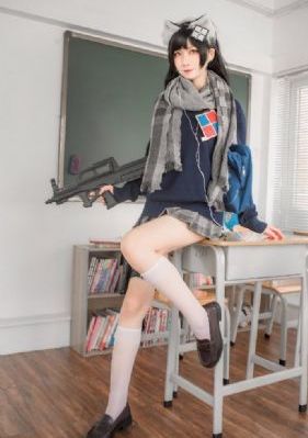 亲妺妺晚上扒我内裤玩j小说_BD英语电影免费在线