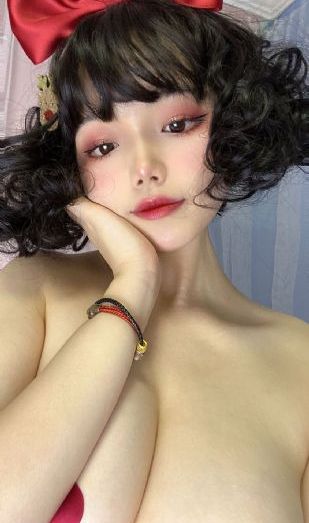 美女免费看视频_720在线观看高清