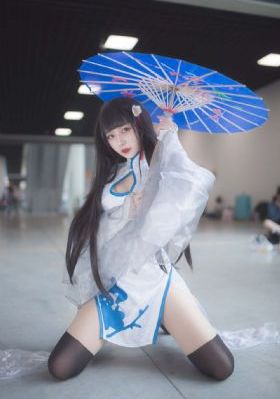 美女被羞羞视频网站app_高清迅雷下载