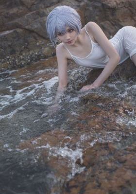 国产美女久久精品香蕉69_蓝光在线视频播放